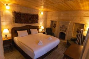 Memory Cave House